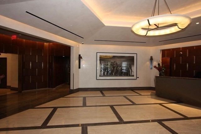 100 Lovejoy Wharf 10M, Boston, MA 02114