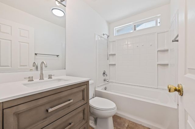 1808 Rancho Encantado Court, Modesto, CA 95358
