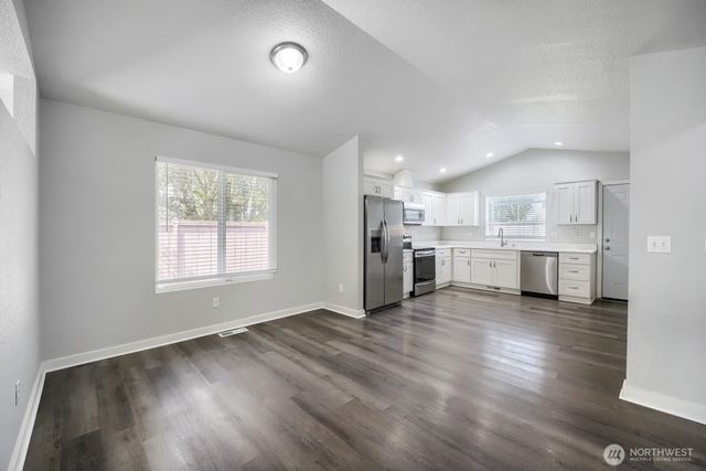 1607 Springfield Court NE, Olympia, WA 98506