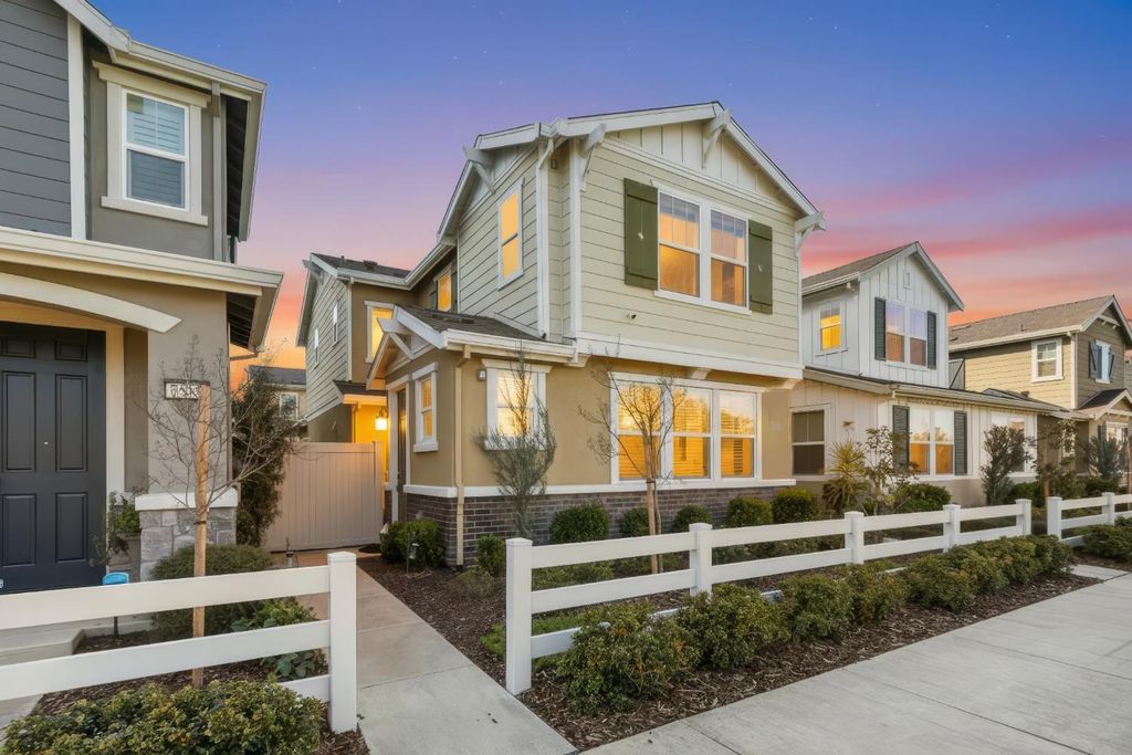 7885 Paseo De Mulch, Citrus Heights, CA 95610