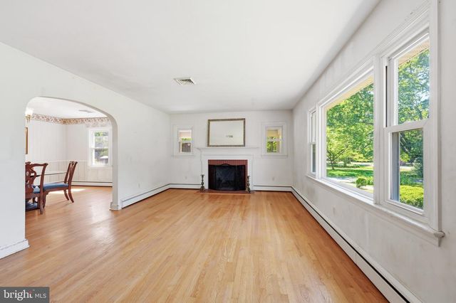 25750 COLLINS AVE, Chestertown, MD 21620