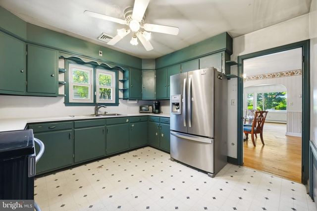 25750 COLLINS AVE, Chestertown, MD 21620