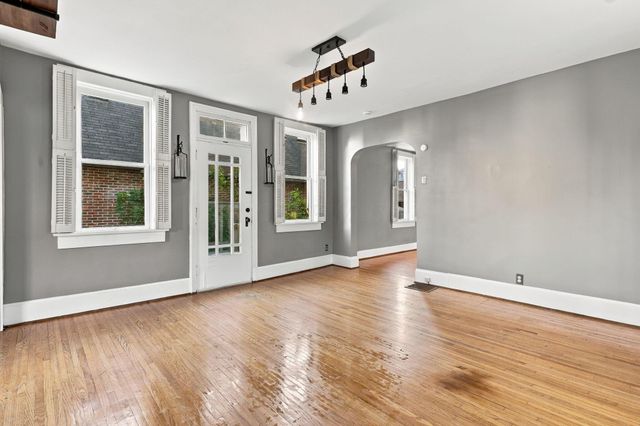 581 Lathrop Street, Columbus, OH 43206