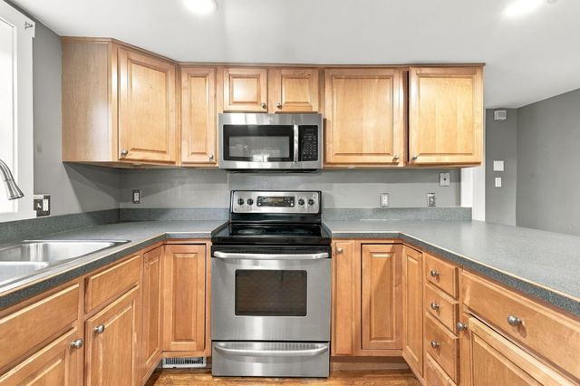 581 Lathrop Street, Columbus, OH 43206