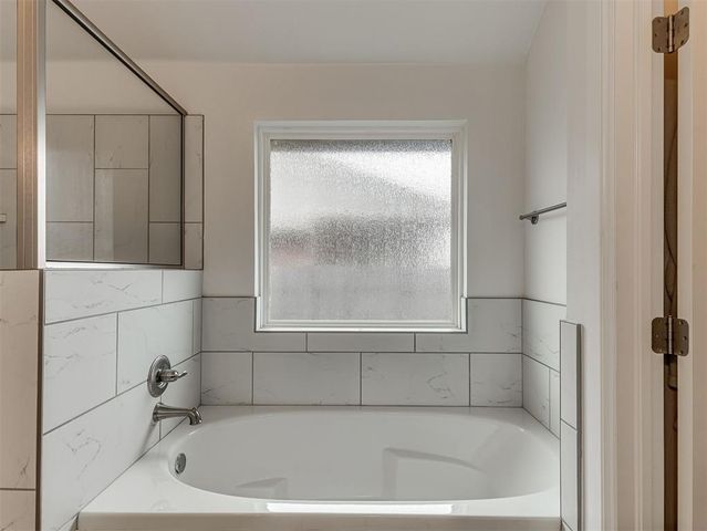 18600 Winamack Road, Edmond, OK 73012