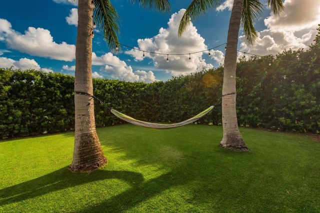 1044 NW 6th Drive, Boca Raton, FL 33486