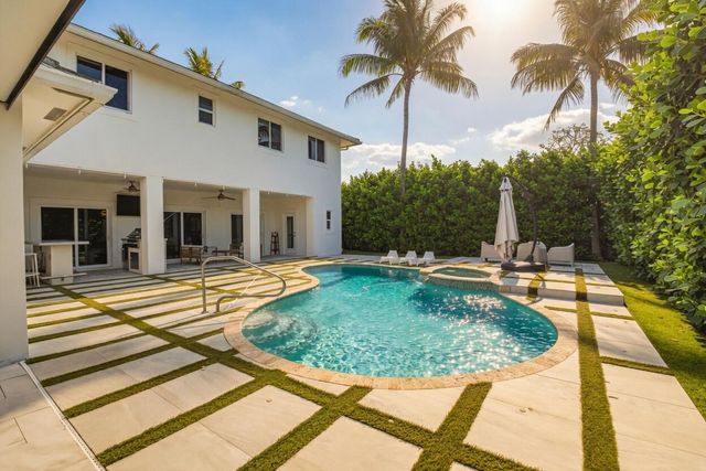 1044 NW 6th Drive, Boca Raton, FL 33486