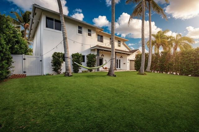 1044 NW 6th Drive, Boca Raton, FL 33486