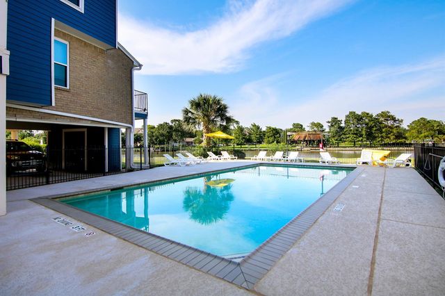 18511 Egret Bay Boulevard 606, Webster, TX 77058