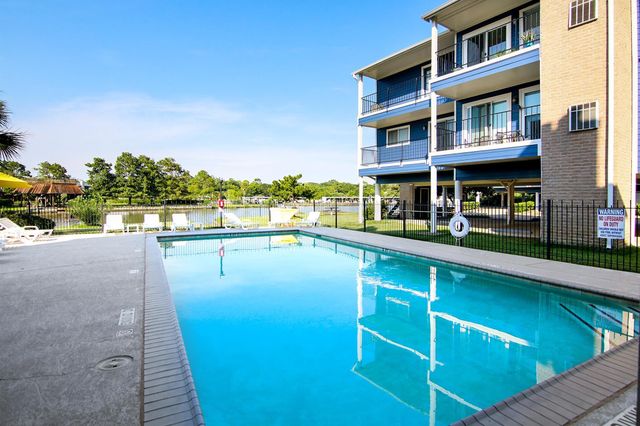 18511 Egret Bay Boulevard 606, Webster, TX 77058
