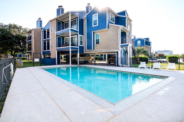 18511 Egret Bay Boulevard 606, Webster, TX 77058