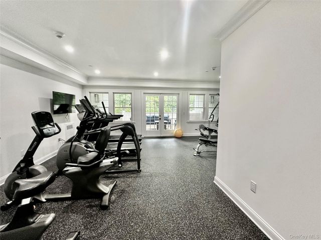 585 Main St 1A, Armonk, NY 10504