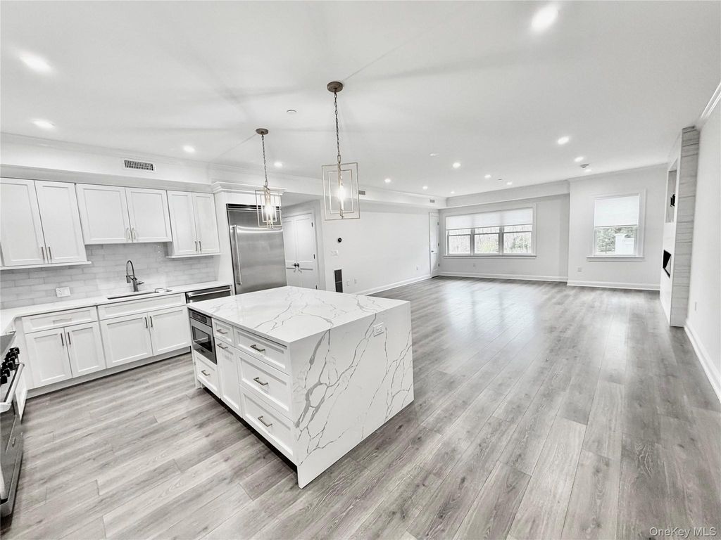 585 Main St 1A, Armonk, NY 10504