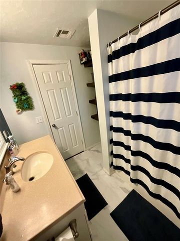 1617 Serenade Drive, Oklahoma City, OK 73130