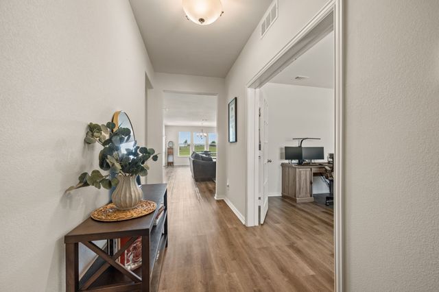 120 Croft Court, Decatur, TX 76234