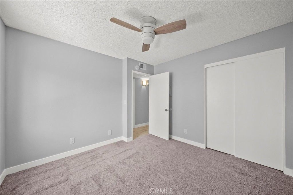 Image 10 of property listing at 27949 Tyler 355, Canyon Country, CA 91387