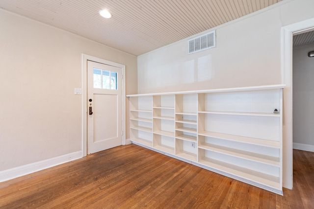 921 E 37th ST A, Austin, TX 78705