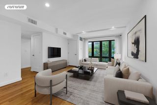 3025 21st St Apt 2C, New York City, NY 11102