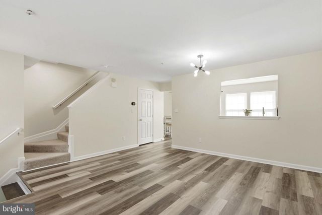 23 RED JONATHAN, Baltimore, MD 21208