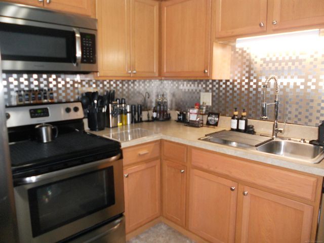 24541 Seaton Circuit E. Drive BLDG 2, UNIT 15., Warren, MI 48091