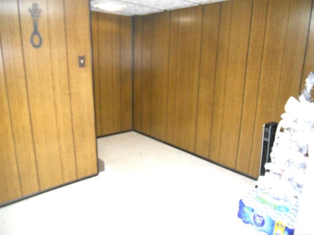 24541 Seaton Circuit E. Drive BLDG 2, UNIT 15., Warren, MI 48091