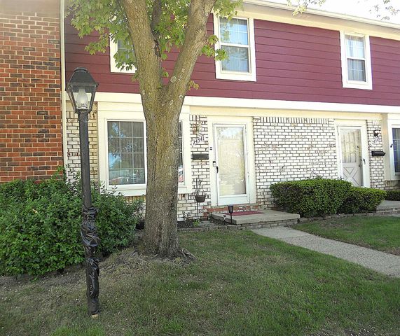 24541 Seaton Circuit E. Drive BLDG 2, UNIT 15., Warren, MI 48091