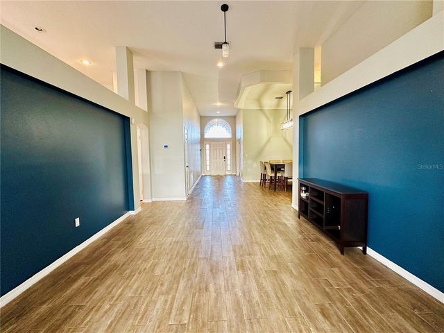 1643 SAND HOLLOW LANE, Valrico, FL 33594