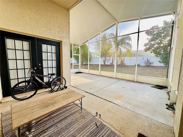 1643 SAND HOLLOW LANE, Valrico, FL 33594