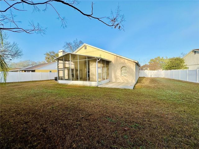 1643 SAND HOLLOW LANE, Valrico, FL 33594