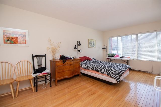 22 Chestnut Place 501, Brookline, MA 02445