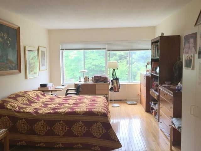 22 Chestnut Place 501, Brookline, MA 02445