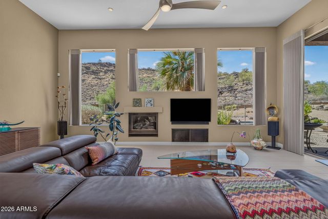 5565 W PINNACLE HILL Drive, Glendale, AZ 85310