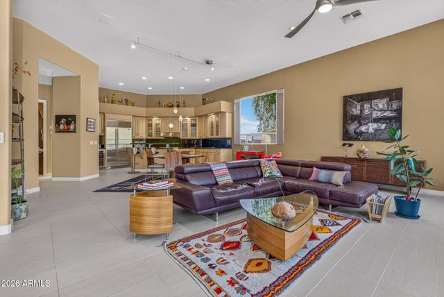 5565 W PINNACLE HILL Drive, Glendale, AZ 85310
