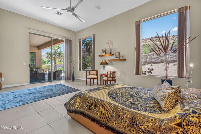 5565 W PINNACLE HILL Drive, Glendale, AZ 85310