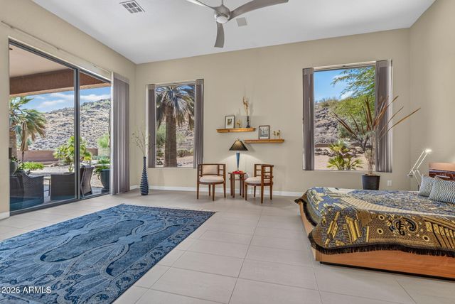 5565 W PINNACLE HILL Drive, Glendale, AZ 85310