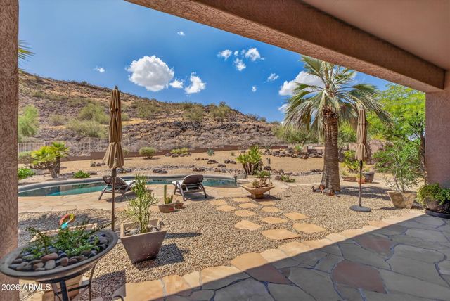 5565 W PINNACLE HILL Drive, Glendale, AZ 85310