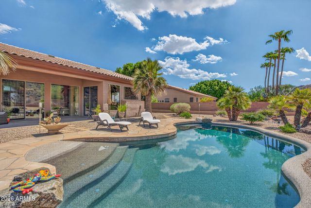 5565 W PINNACLE HILL Drive, Glendale, AZ 85310
