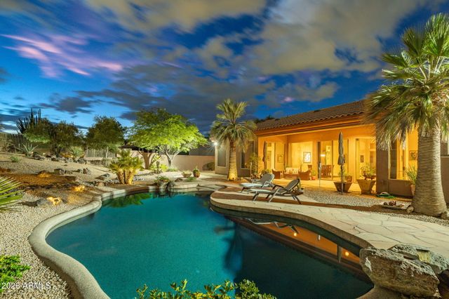 5565 W PINNACLE HILL Drive, Glendale, AZ 85310