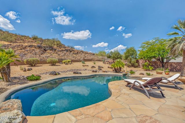 5565 W PINNACLE HILL Drive, Glendale, AZ 85310
