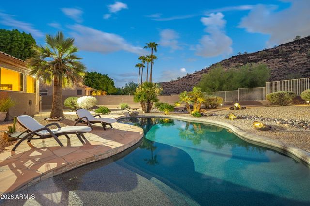 5565 W PINNACLE HILL Drive, Glendale, AZ 85310