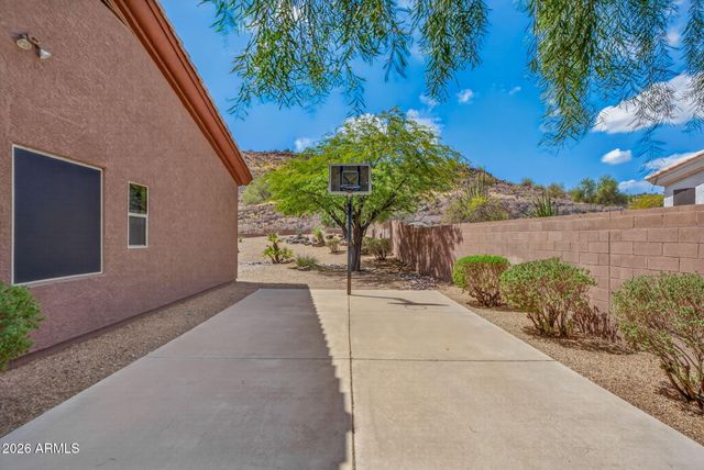 5565 W PINNACLE HILL Drive, Glendale, AZ 85310