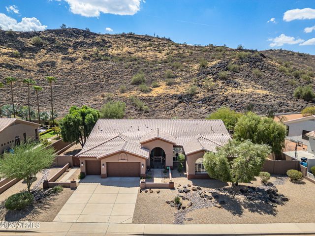 5565 W PINNACLE HILL Drive, Glendale, AZ 85310