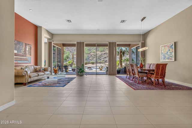 5565 W PINNACLE HILL Drive, Glendale, AZ 85310
