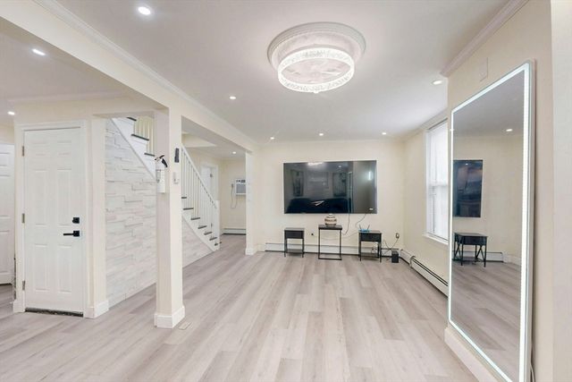 15 West Tremlett Street, Boston, MA 02124