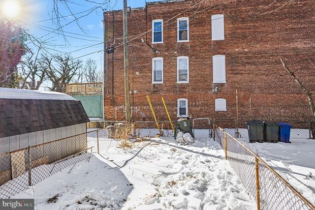 2014 DUKELAND ST, Baltimore, MD 21216