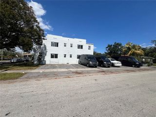1015 S 17th Ave 11, Hollywood, FL 33020