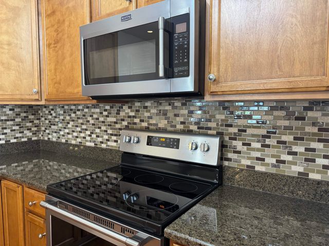 293 Southern Breezes Circle, Murrells Inlet, SC 29576