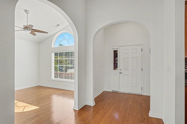 293 Southern Breezes Circle, Murrells Inlet, SC 29576