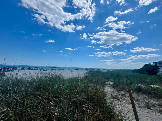 293 Southern Breezes Circle, Murrells Inlet, SC 29576