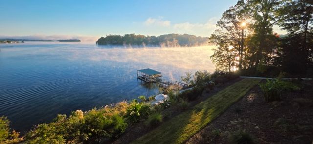 516 Hillandale Road, Seneca, SC 29672